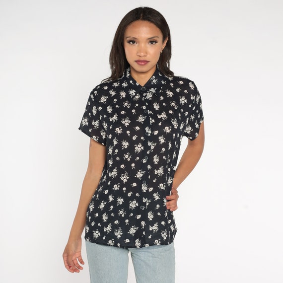 Black Floral Blouse 90s Button up Shirt Flower Print Short Sleeve Top Summer Collared Retro Boho Casual Button Down Vintage 1990s Large L 12