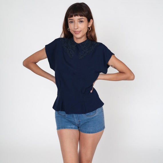 Lace Collar Blouse 60s Shirt Navy Blue Top Vintage Cap Sleeve Party Shirt 1960s Mad Men Formal Fitted Shirt Button Back Blouse Medium