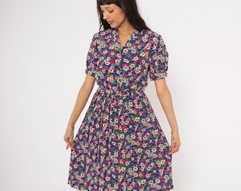 80s Floral Shirtdress Purple Magenta Garden Print Notched Collar Pleated Skirt Puff Sleeve Flower Daisy Prairie Cottagecore Vintage Small S