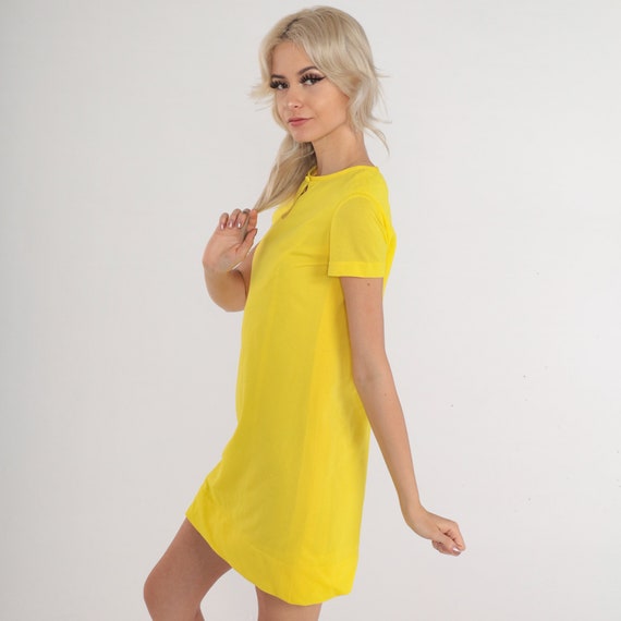 Bright Yellow Dress 60s Mod Mini Dress Keyhole Si… - image 4