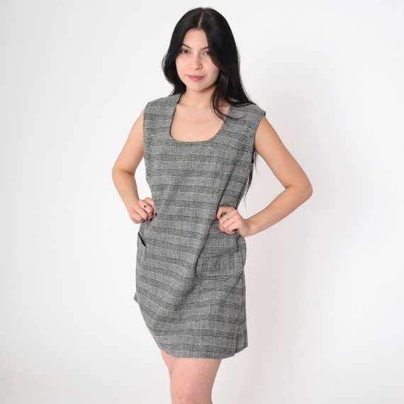 60s Plaid Jumper Dress Mod Mini Dress Grey Black Tartan Checkered Print Day Dress Sleeveless Scoop Neck Twiggy Summer Vintage 1960s Large L