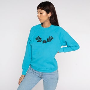 Floral Sweatshirt 80s Blue Shirt Vintage RAGLAN Sleeve Sweater Kawaii Graphic 1980s Slouchy Small