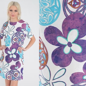 60s Floral Dress Mod Mini Dress Retro Shift Gogo Twiggy Minidress Short Sleeve Groovy Flower Mandala White Purple Blue Vintage 1960s Small S