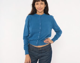 Cardigan blu anni '60, maglione lavorato a maglia Joyce Lane, vita corta, polsini a coste, maniche lunghe, pervinca cobalto, stile accademico preppy, college vintage, taglia S