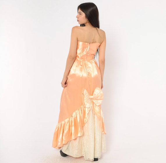 Peach Satin Gown 80s Strapless Sweetheart Neckline Maxi Dress Floor Length Ruffle Hem Bow Back Lace Bustle Formal Prom Evening Coral Small S