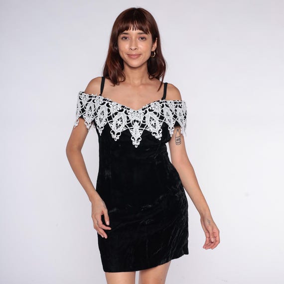Black Velvet Mini Dress 90s Off Shoulder White Lace Trim Spaghetti Strap Vintage Party Cocktail Club Gothic Grunge Holiday Outfit Medium M