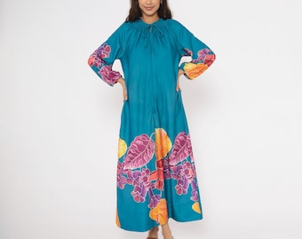 Caftán floral verde azulado estilo años 70, vestido largo con estampado de hojas tropicales, escote fruncido, lazo frontal, estampado botánico morado y naranja, bata con cremallera, ropa de estar por casa, talla M