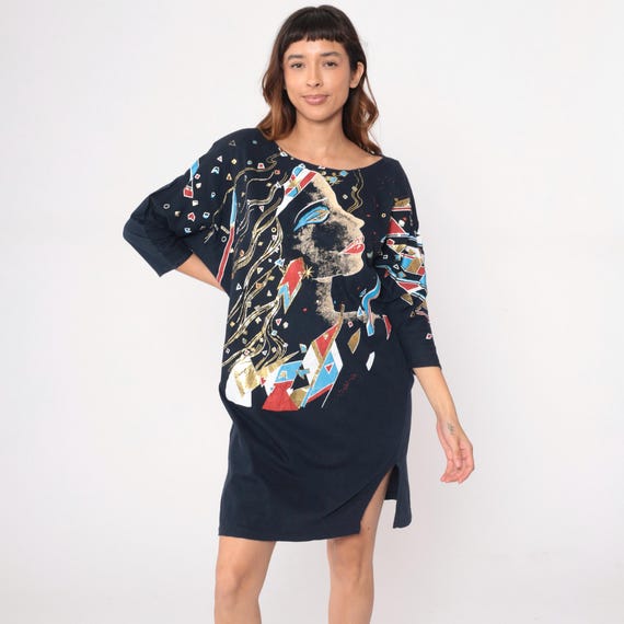 90s Dress Shirt Abstract Face Art Knee Length Cotton Shift T-Shirt Dress Colorful Art Graphic Statement Bold Vintage Loungewear Medium M