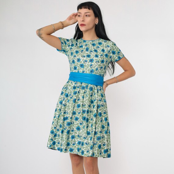 Vintage 60s Floral Dress 1960s Midi Garden Blue Green Full Skirt High Cummerbund Waist Short Sleeve Button Back Mad Men Small 4