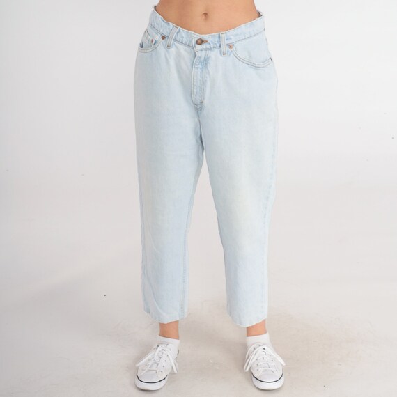 Levis 512 Jeans 90s Mom Jeans Tapered Cropped High Waisted Rise Levi Strauss Denim Pants Light Wash Blue Retro Vintage 1990s Medium Short