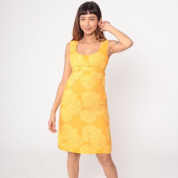 60s Yellow Cocktail Dress Golden Mod Sleeveless Scoop Neck Knee Length Belted Sheath Vintage Textured Brocade Fitted Zip Back Extra Small XS