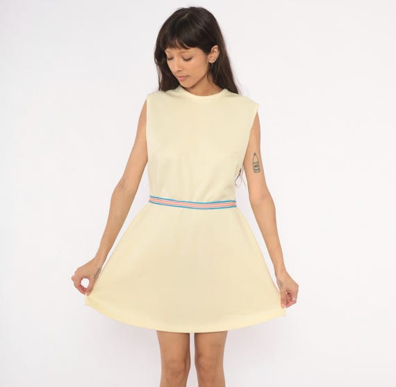 70s Cream Sleeveless Dress Striped Waistband Mini Sporty Tennis Style Shift Back Zip Preppy Collegiate Athletic Vintage Summer Large L
