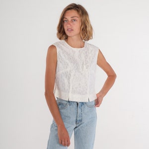 White Lace Tank Top 60s Crop Top Floral Sleeveless Shirt Retro Sixties Blouse Boho Romantic Mod Wedding Button Back Vintage 1960s Medium