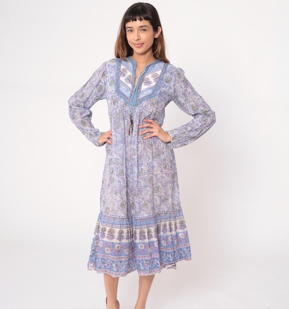 Purple Paisley Dress 90s Indian Maxi Cotton Bohemian Floral Embroidered Neckline Tassel Tie  Lavender Vintage Hippie Grunge Summer Large L