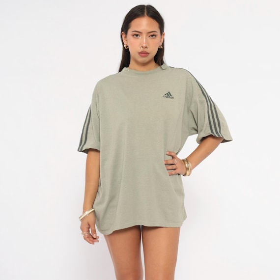 Y2K Adidas Three Stripe Tee Grey Olive Embroidered Logo Athletic Sporty Gym Streetwear Cotton Boxy Fit Unisex Vintage T-Shirt Medium M