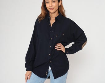 Camisa Pendleton Y2K Azul Marinho em Lã com Remendos Marrons nos Cotovelos, Manga Longa e Gola, Estilo Academia Escuro, Preppy, Acadêmico, Vintage, para Caminhadas na Floresta, Tamanho Grande (L)
