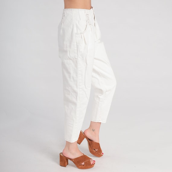 Pleated White Jeans 27 -- 90s Jeans High Waisted Balloon Denim Pants Tapered Mom Jeans 80s Vintage Paper Bag Jeans Small