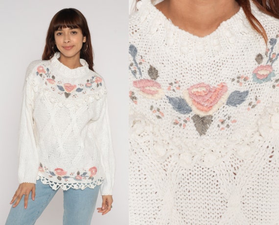 90s Floral Sweater White Brocade Knit Embroidered Sweater Scalloped Crochet Trim Mock Neck Flower Print Pullover Jumper Vintage 1990s Medium