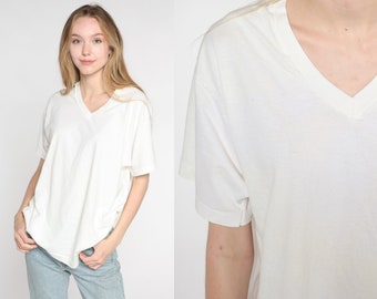 White V Neck Shirt 90s Tee Shirt Plain Tshirt Vintage Tee Cotton Poly T Shirt 1990s Basic Normcore Medium