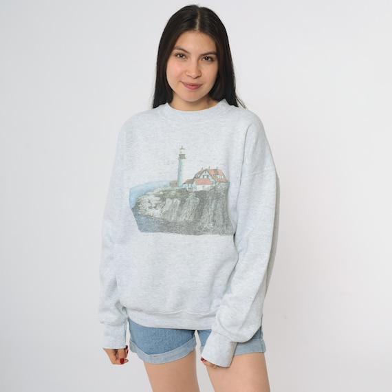 Lighthouse Sweatshirt 90s Heather Gray Portland Head Light Coastal Scene Cliff Ocean New England Graphic Vintage Large
