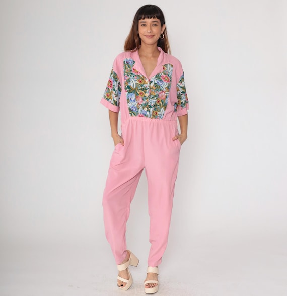 90s Pink Jumpsuit Vintage Floral Print One Piece Button Up Short Sleeve Collared Neck Elastic Waist Tapered Leg Lounge Pantsuit Medium M