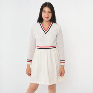 70s Mod Tennis Dress White Cable Knit Ringer Dress V Neck Mini Dress A-Line High Waist Gogo Vintage Twiggy 70s Long sleeve Small 4