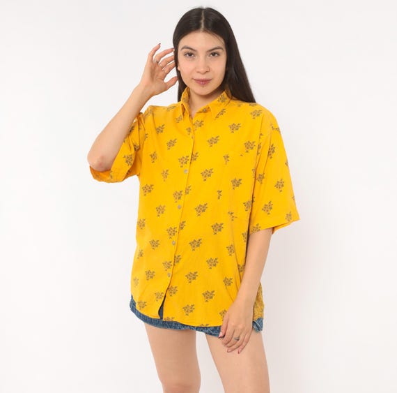 Mustard Floral Button Up 90s Cotton Shirt Boxy Relaxed Fit Gold Yellow Flower Print Short Sleeve Collared Blouse Vintage Unisex Medium M