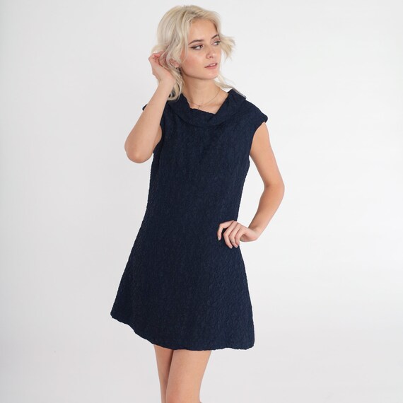 60s Shift Dress Mod Mini Dress Navy Blue Crinkled… - image 4