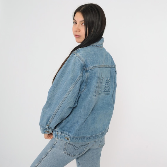 Landmark Embossed Denim Jacket 90s Vintage American Made Light Wash Cotton Classic Trucker Jean Jacket Eiffel Tower Travel Medium M 10-12