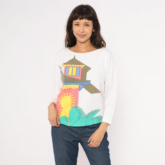 Tropical House Print Top 90s White Cotton Graphic Tee Colorful Illustrated Building Palm Tree Boat Neck Three Quarter Sleeve Shirt Medium M