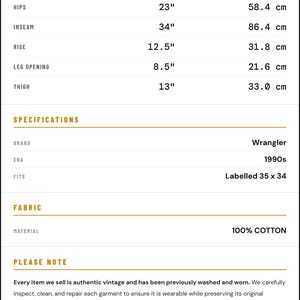 Pu&ograve; includere: Jeans Wrangler vintage, etichettati 35 x 34, degli anni '90. Misure: lunghezza 109,2 cm, vita 45,7 cm, fianchi 58,4 cm, interno gamba 86,4 cm. 100% cotone. Ottime condizioni vintage con leggera usura.
