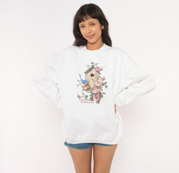 90s Birdhouse Roses Sweatshirt White Crewneck Pullover Floral Bird Cottage Core Pink Green Garden Art Vintage Ivory Fleece Extra Large XL
