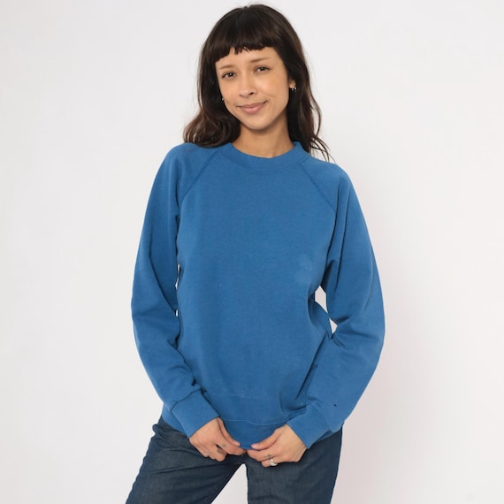 Distressed Cobalt Raglan Sweatshirt 80s Blue Pullover Plain Blank Unisex Crew Neck Vintage Sweater Casual Everyday Basic Layering Medium M
