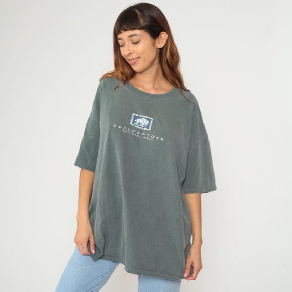 90s Yellowstone T-shirt National Park Bison Cotton Tee Sage Green Vintage Outdoor Camping Hiking Gorpcore Adventure Travel Extra Large XL
