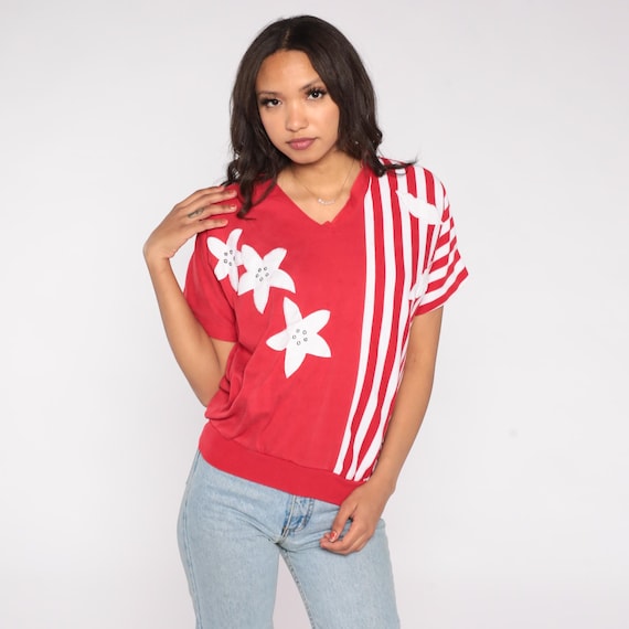 Striped Floral Shirt 80s Red Shirt White Applique Graphic Short Sleeve V Neck Top Contrast Cotton Blend Pullover Summer Medium M