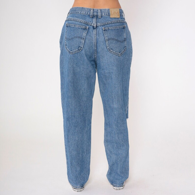 Jeans déchirés Lee des années 90, taille haute, jambe fuselée décontractée, pantalon en denim effet vieilli décontracté rétro des années 90, 32 moyenne grande image 7
