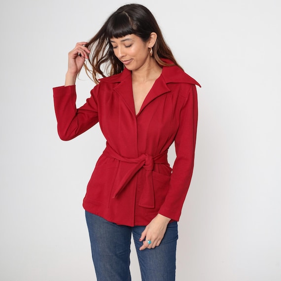 Red Wrap Jacket 70s Vintage Belted Waist Wide Lapel Blazer Deep V Neck Tie Front Polyester Red Coat Pockets Classic Outerwear Medium M