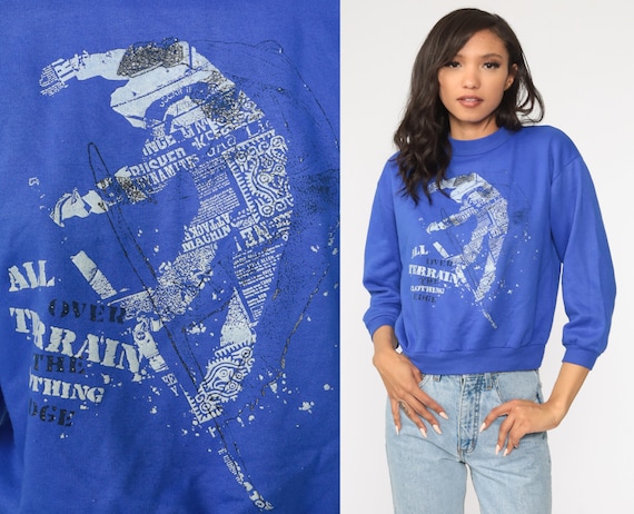 Ski Sweatshirt All Over Terrain Shirt 90s Graphic Sweater Mountain Winter Sports Shirt Vintage Retro Sweatshirt Blue Small
