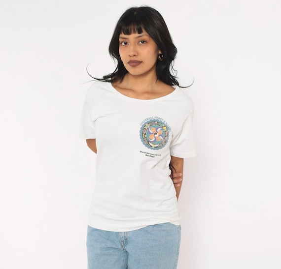 90s San Diego Animal Tee White Graphic T Shirt Yin Yang Mandala Print Universal Peace Harmony Short Sleeve Hippie Beach Souvenir Top Small S