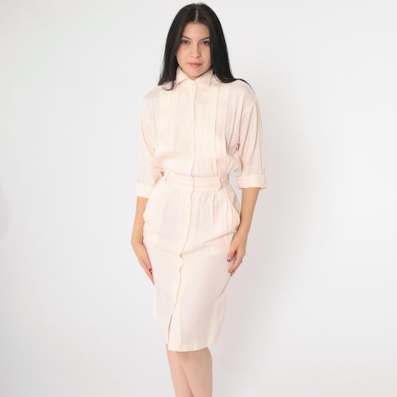 80s Button Up Dress Peach Pink Midi Dress Shirtdress Cuffed 3/4 Sleeve High Waisted Pencil Secretary Sheath Plain Vintage 1980s 2xs xxs