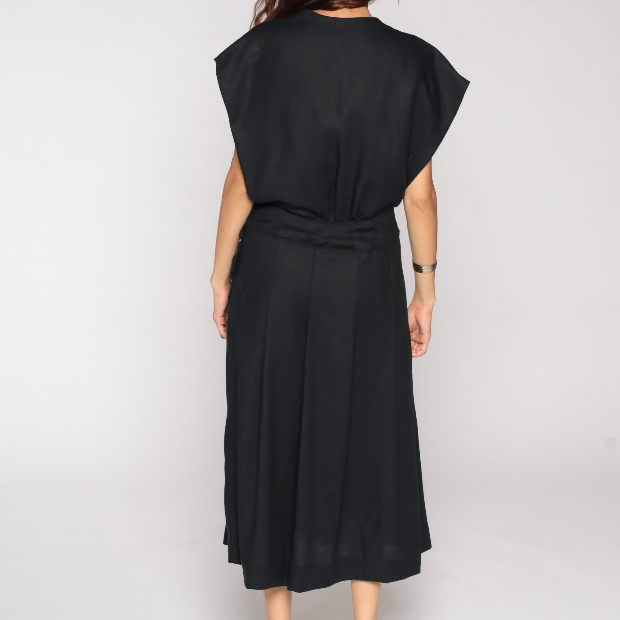 black v neck pinafore