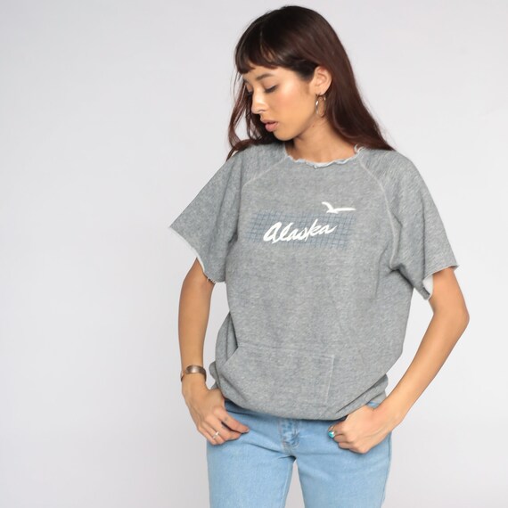 Alaska Sweatshirt 80s Seagull Bird Sweatshirt Short Sleeve Sweatshirt Kangaroo Pocket 1980s Retro Top Vintage Grey Raglan Small Medium
