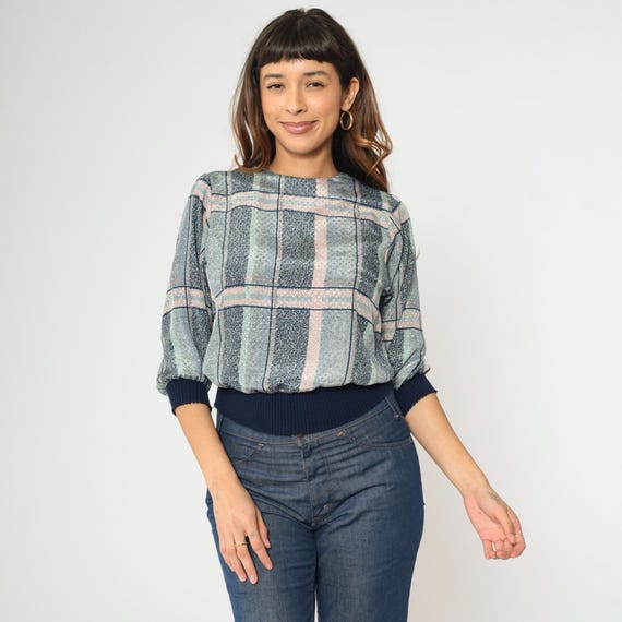 Vintage 80s Blouse Blue Pink Swirl Checkered Print Shirt Embossed Slouchy Leslie Fay Petites Crew Neck 3/4 Sleeve Top 1980s Small 4 Petite