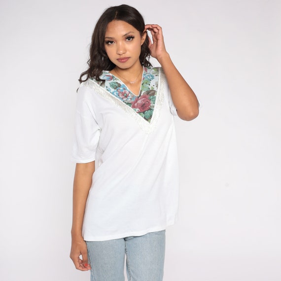 Floral Fringe T Shirt 80s White Studded Western Yoke Studs Southwestern Tee V Neck Rodeo Tshirt Vintage Retro Cowgirl Tee Large