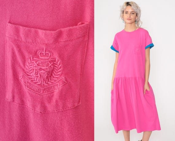 90s Fuchsia T-Shirt Dress Pink Chest Pocket Crest Retro Casual Plain Day TShirt Dress Short Sleeve Drop Waist Midi Vintage 1990s Medium