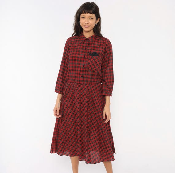 80s Plaid Shirtdress Red Black Tartan Button Front Collar Pocket Square Midi Pleated Skirt Cotton A-Line Flannel Dress Check Medium Large ML