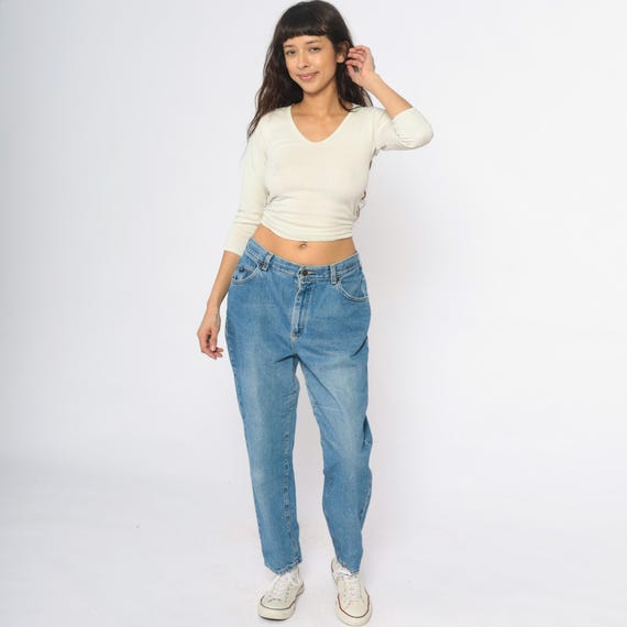 90s Mom Jeans Lee Jeans High Waisted Medium Wash Denim Straight Leg Tapered Vintage 32 x 28 Blue Y2K Minimalist Casual Classic Large L