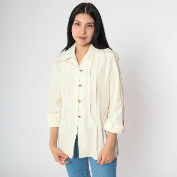70s Toggle Button Shirt Cream Button Down Pintuck Pleat Blouse Vintage 1970s Linen Blend Tunic Retro Dagger Collar 3/4 Sleeve Medium Large