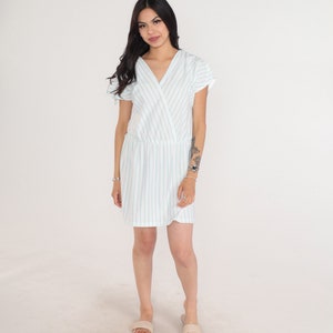 White Striped Dress 80s Mini Dress V Neck Faux Wrap Day Dress Blue Pinstripe Retro Casual Short Sleeve High Waist Vintage 1980s Medium Large image 3