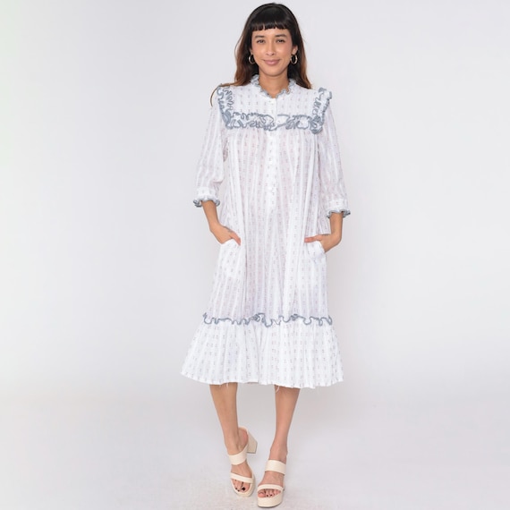 Vintage 70s White Hawaiian Dress Hilda Hawaii Ruffled Yoke Cottagecore Prairie Midi 1970s Boho Hippie Button Up Summer Semi-Sheer Large